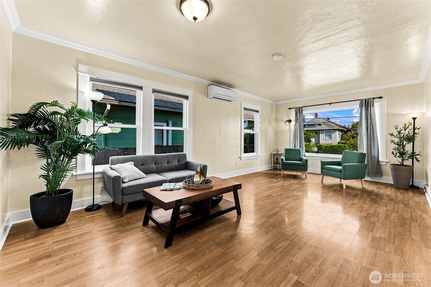 1227 5th Street Property Photo 4
