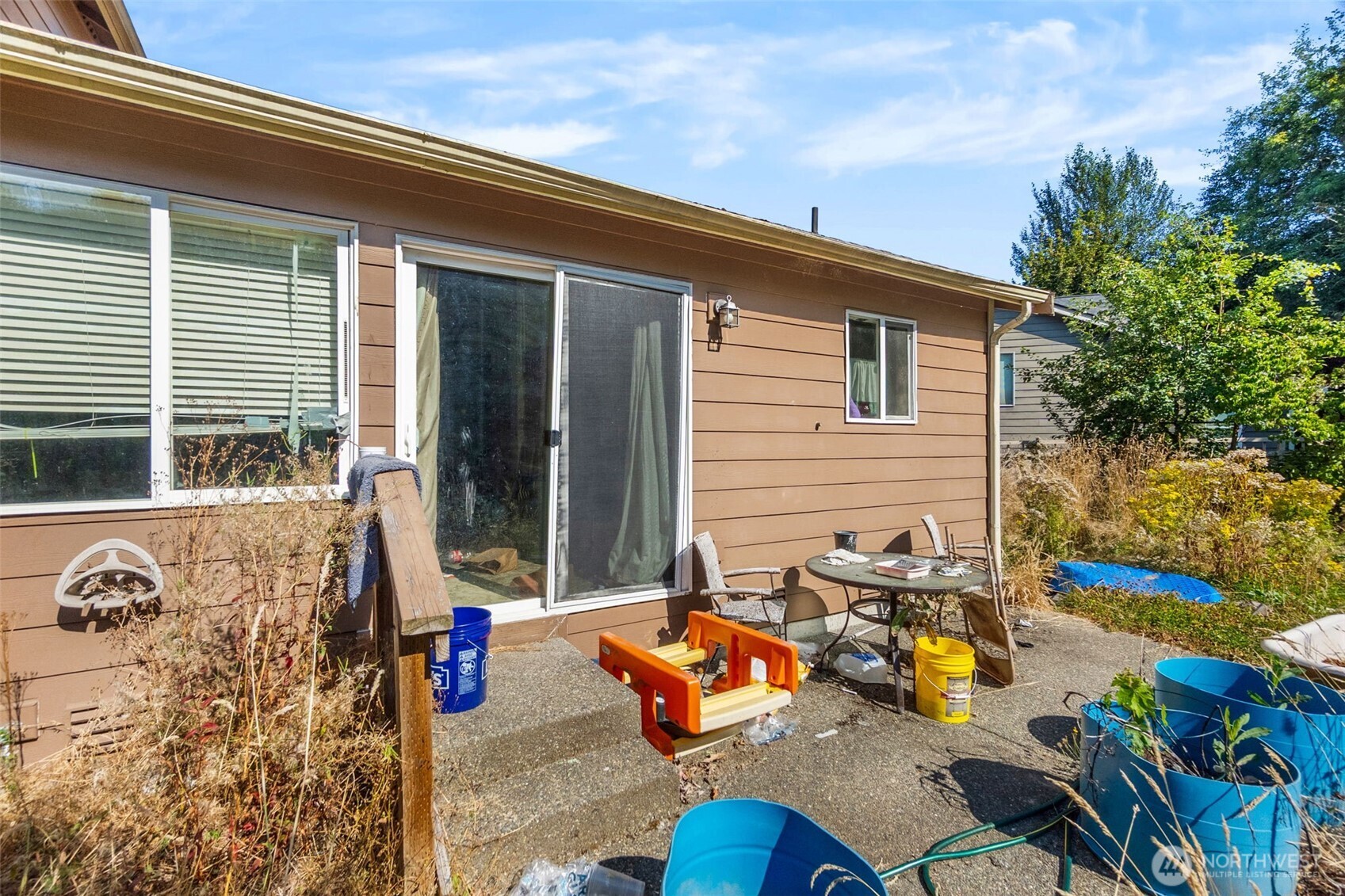 4221 Roxanna Loop Property Photo 5
