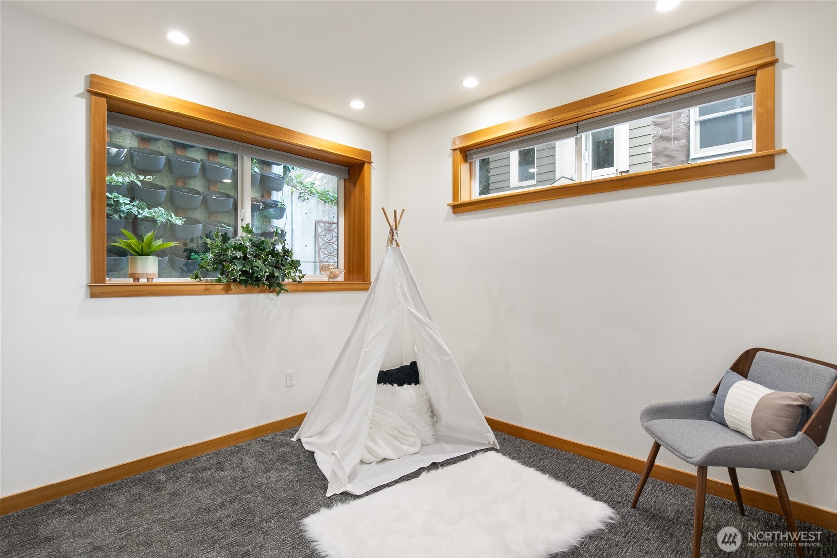 1939 10th Avenue B Property Photo 15