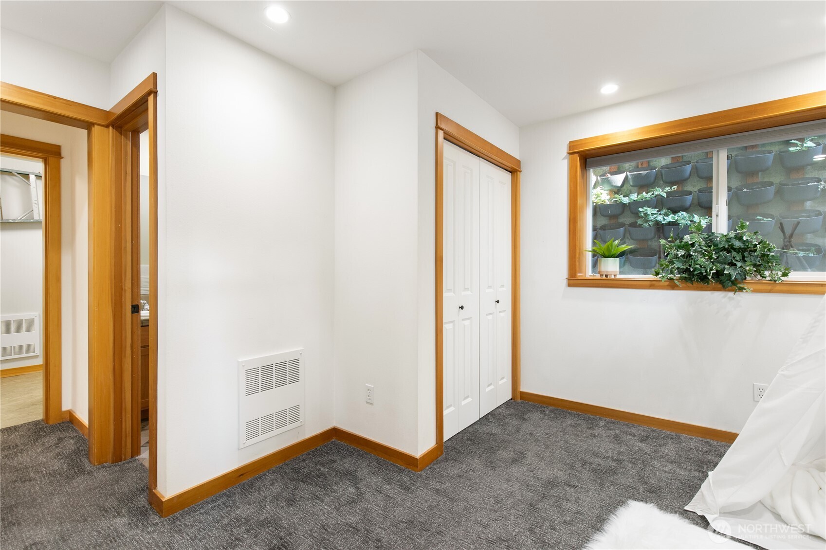 1939 10th Avenue B Property Photo 16