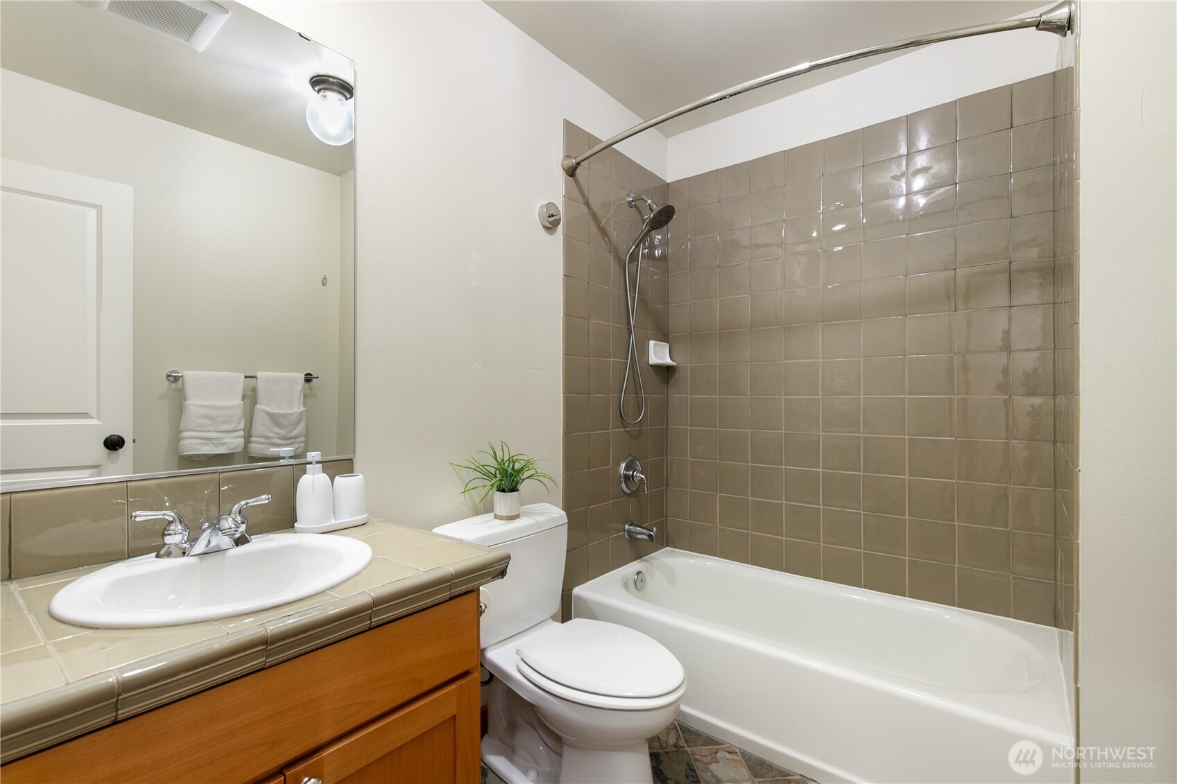 1939 10th Avenue B Property Photo 17