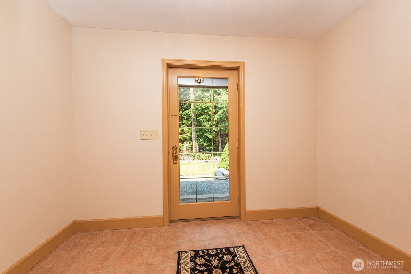 303 Buck Loop Road Property Photo 7