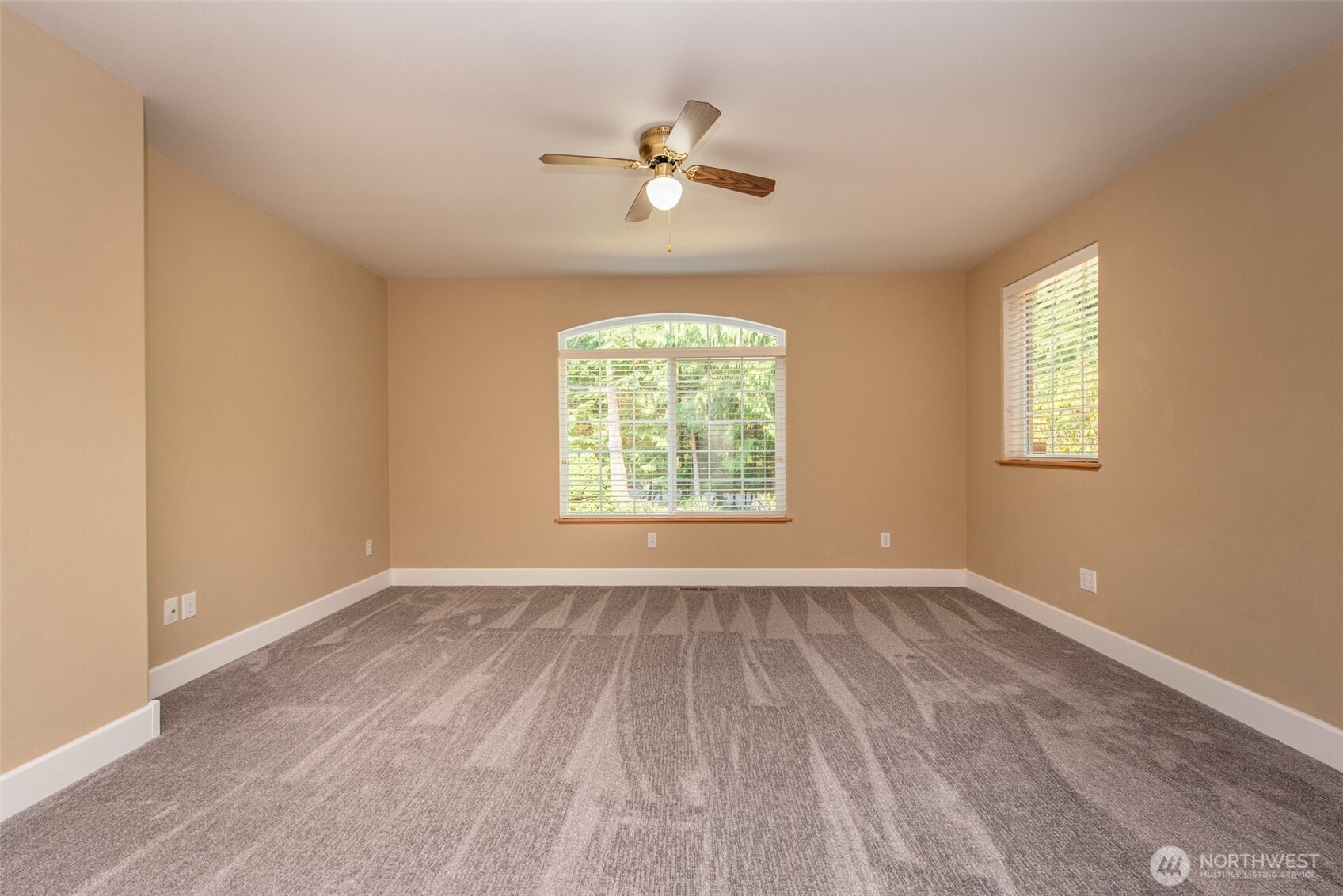 303 Buck Loop Road Property Photo 15
