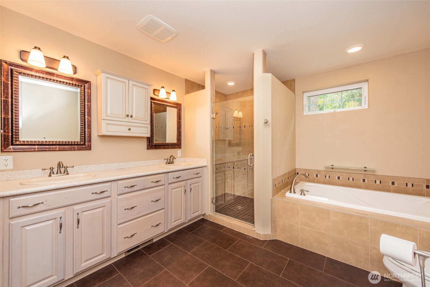 303 Buck Loop Road Property Photo 17