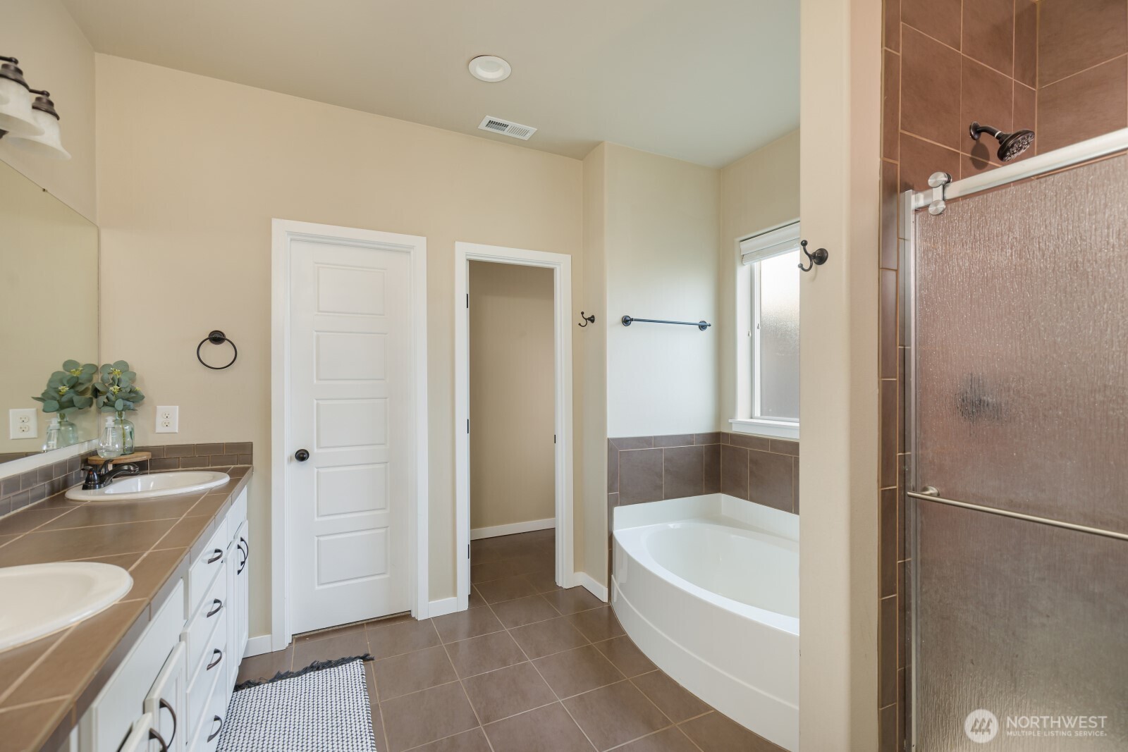 2209 Crystal Springs Road Property Photo 10