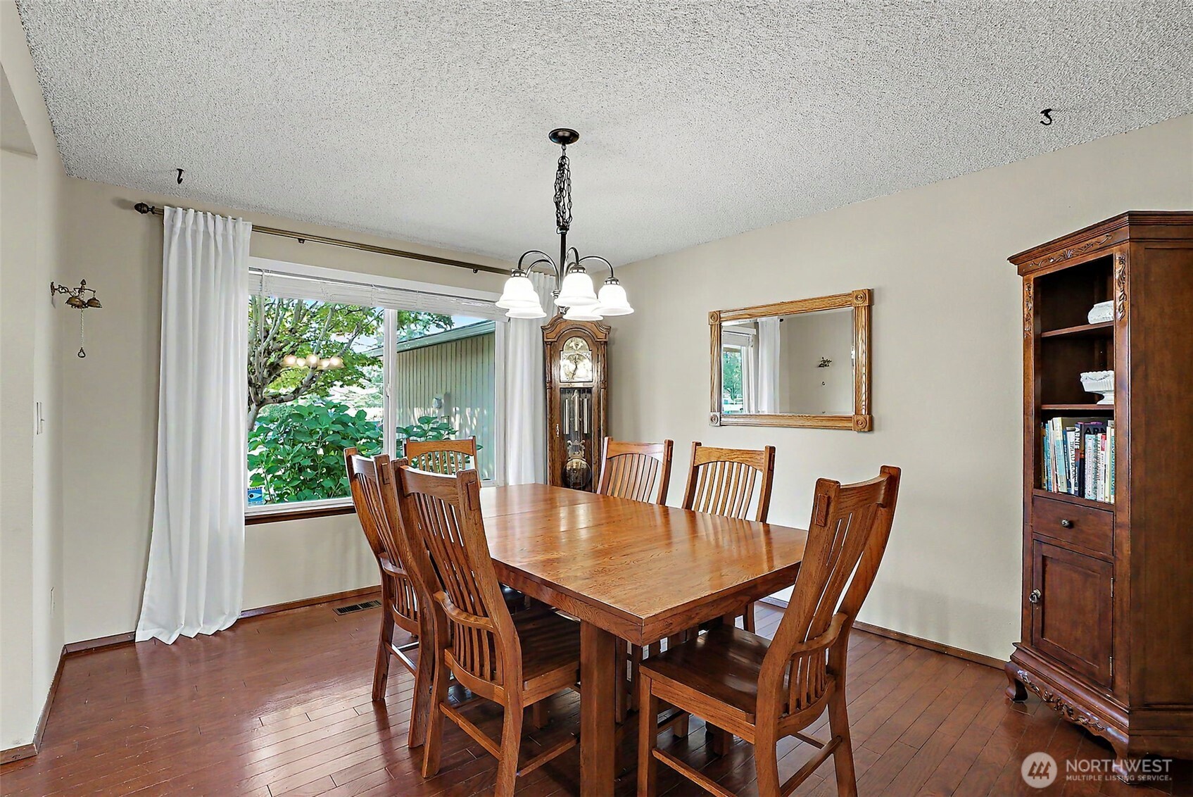 6421 152nd Avenue Property Photo 5