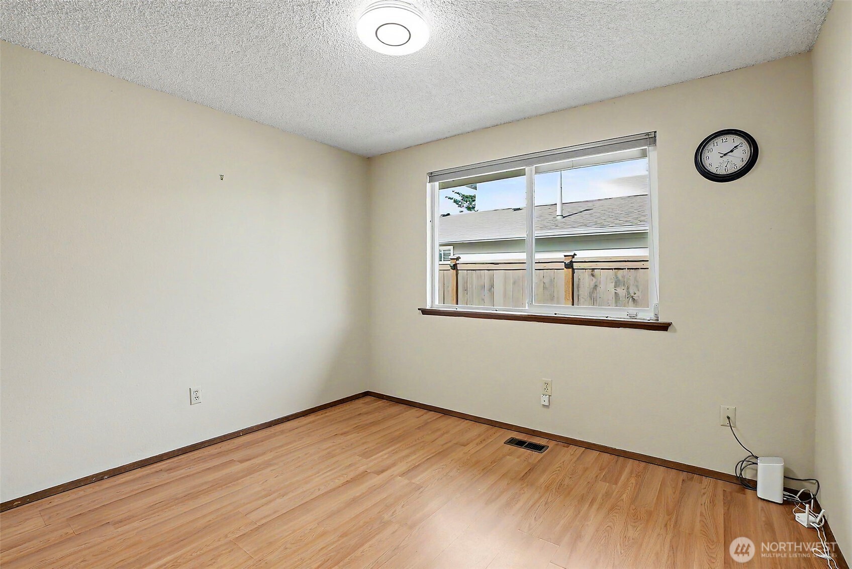 6421 152nd Avenue Property Photo 21