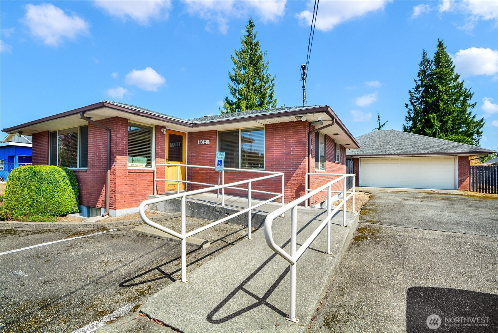 8021 State Avenue Property Photo 3