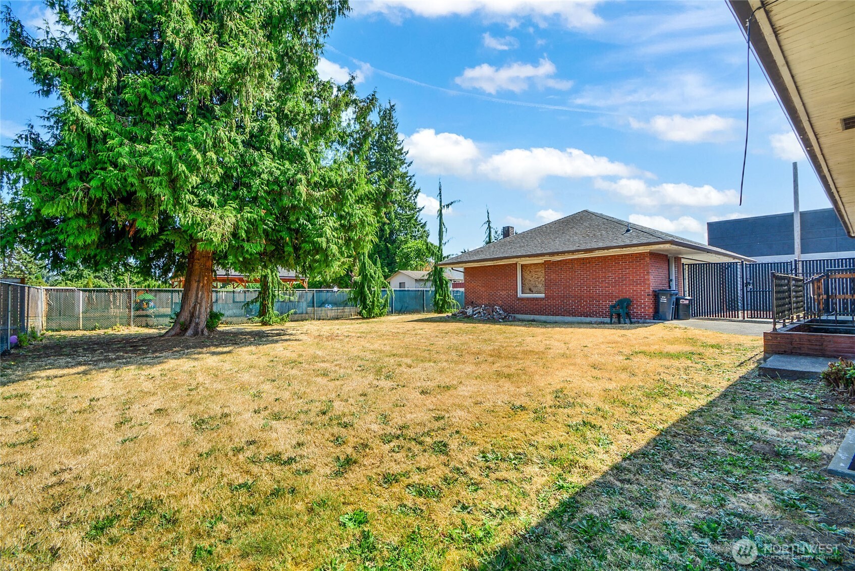 8021 State Avenue Property Photo 16