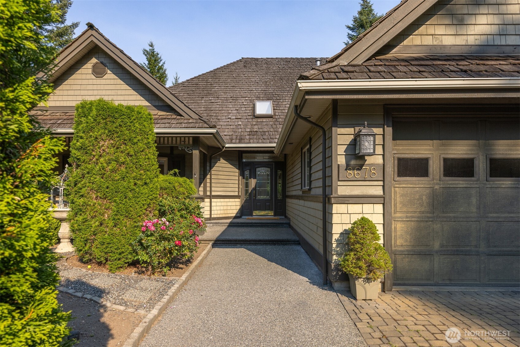 8678 Great Horned Owl Lane Property Photo 4