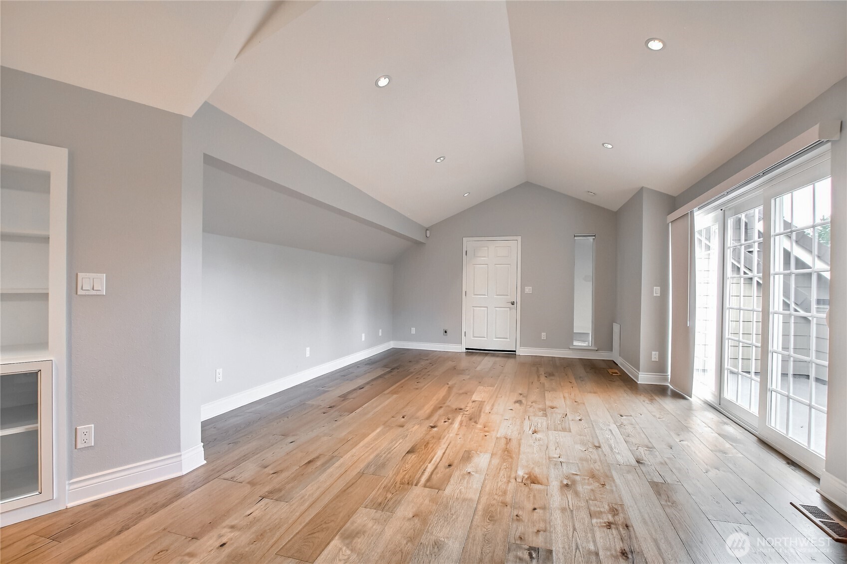 14801 136th Avenue Property Photo 18