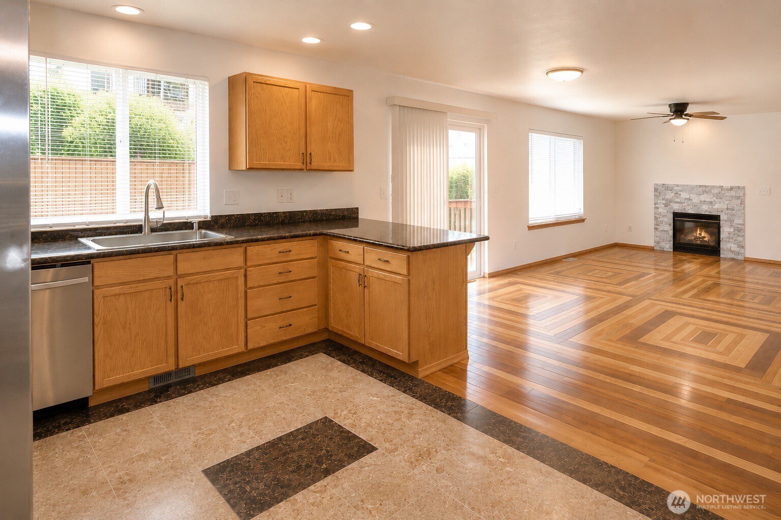 11112 16th Place Property Photo 8