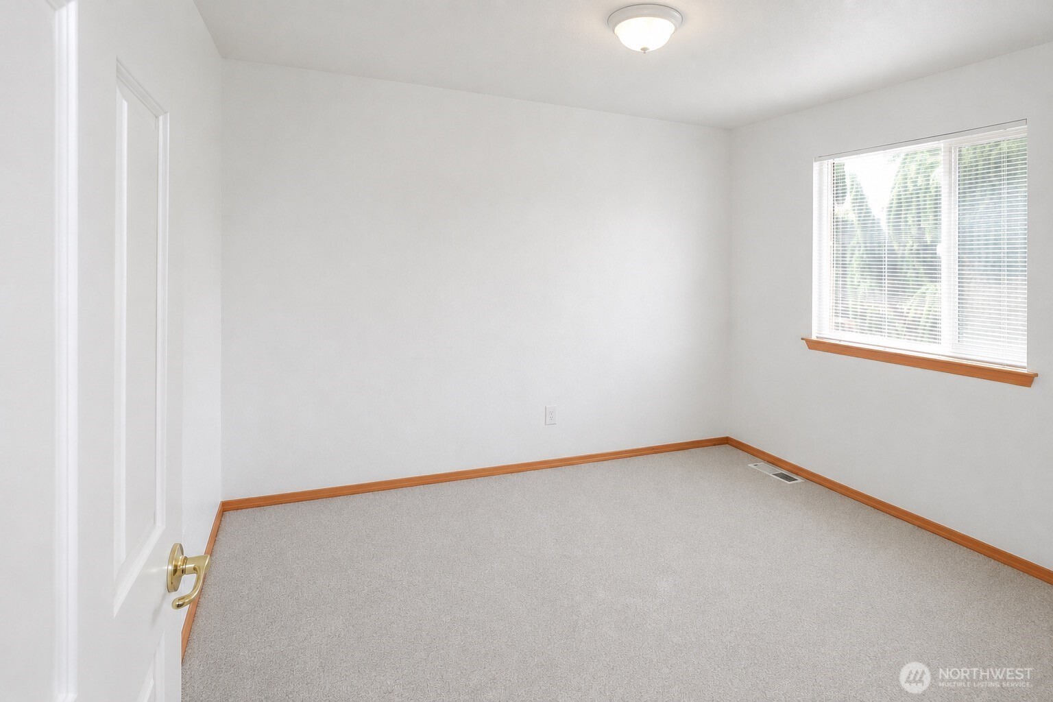 11112 16th Place Property Photo 27