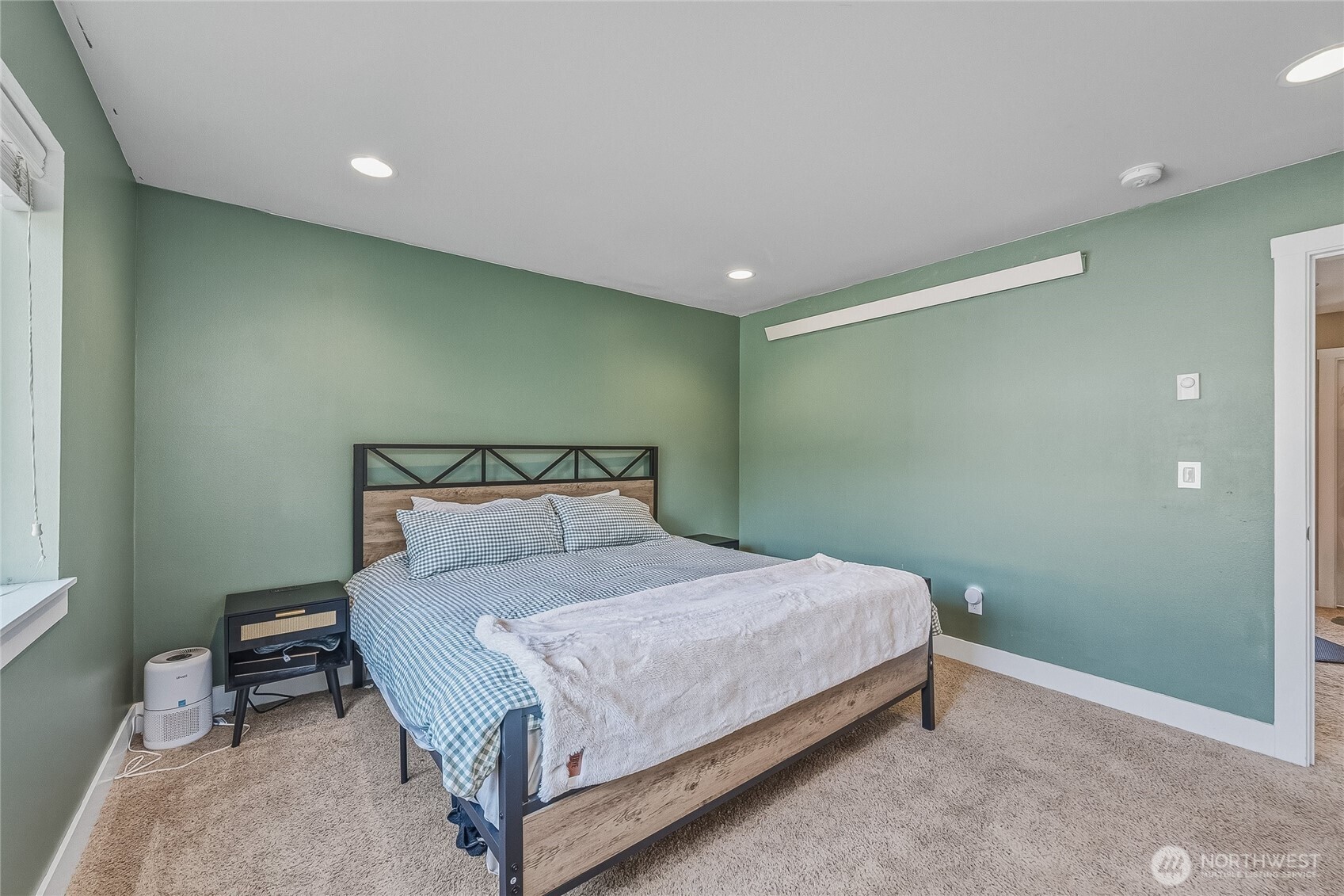 4662 Alderson Road Property Photo 17