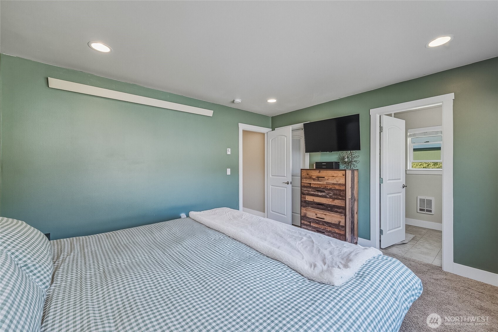 4662 Alderson Road Property Photo 18