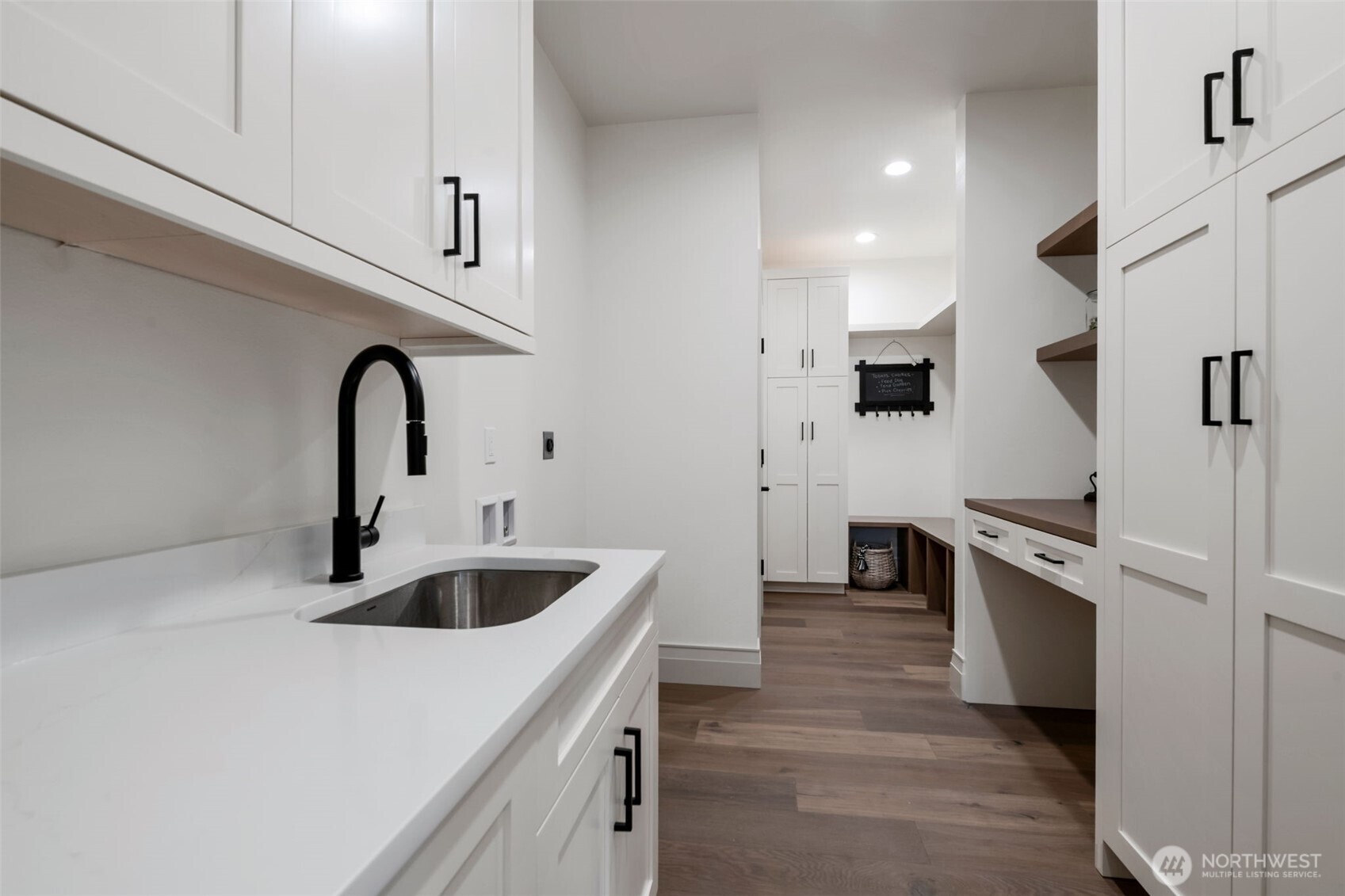 11 Dover Lane Property Photo 15