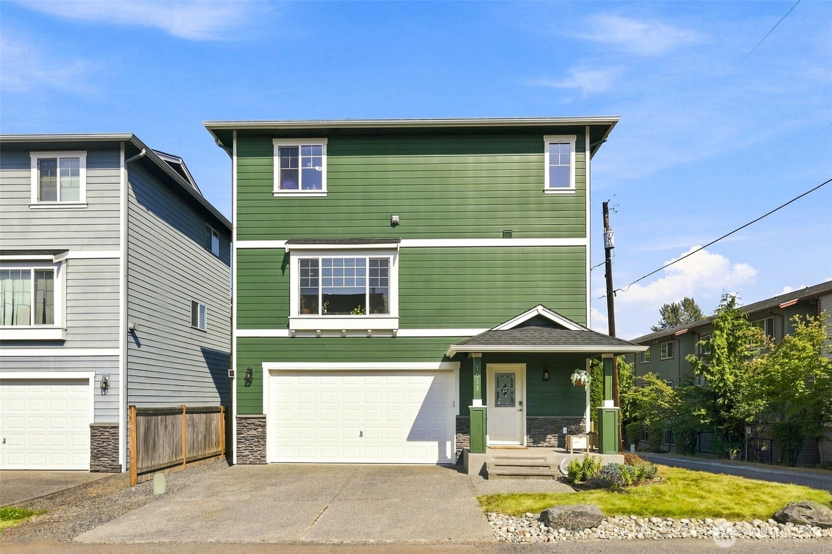 1011 94th Drive Property Photo 1