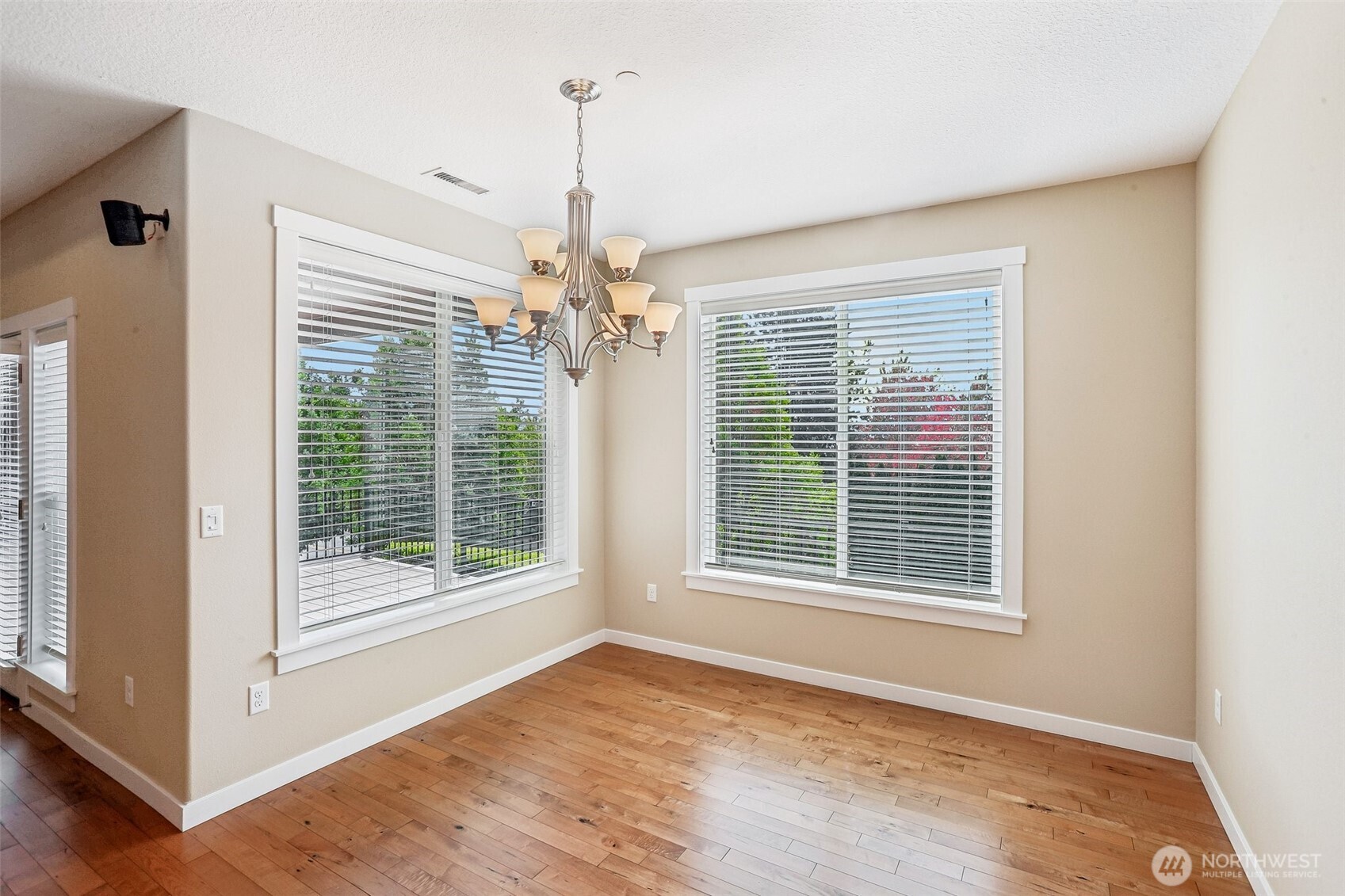 4034 X Street Property Photo 5