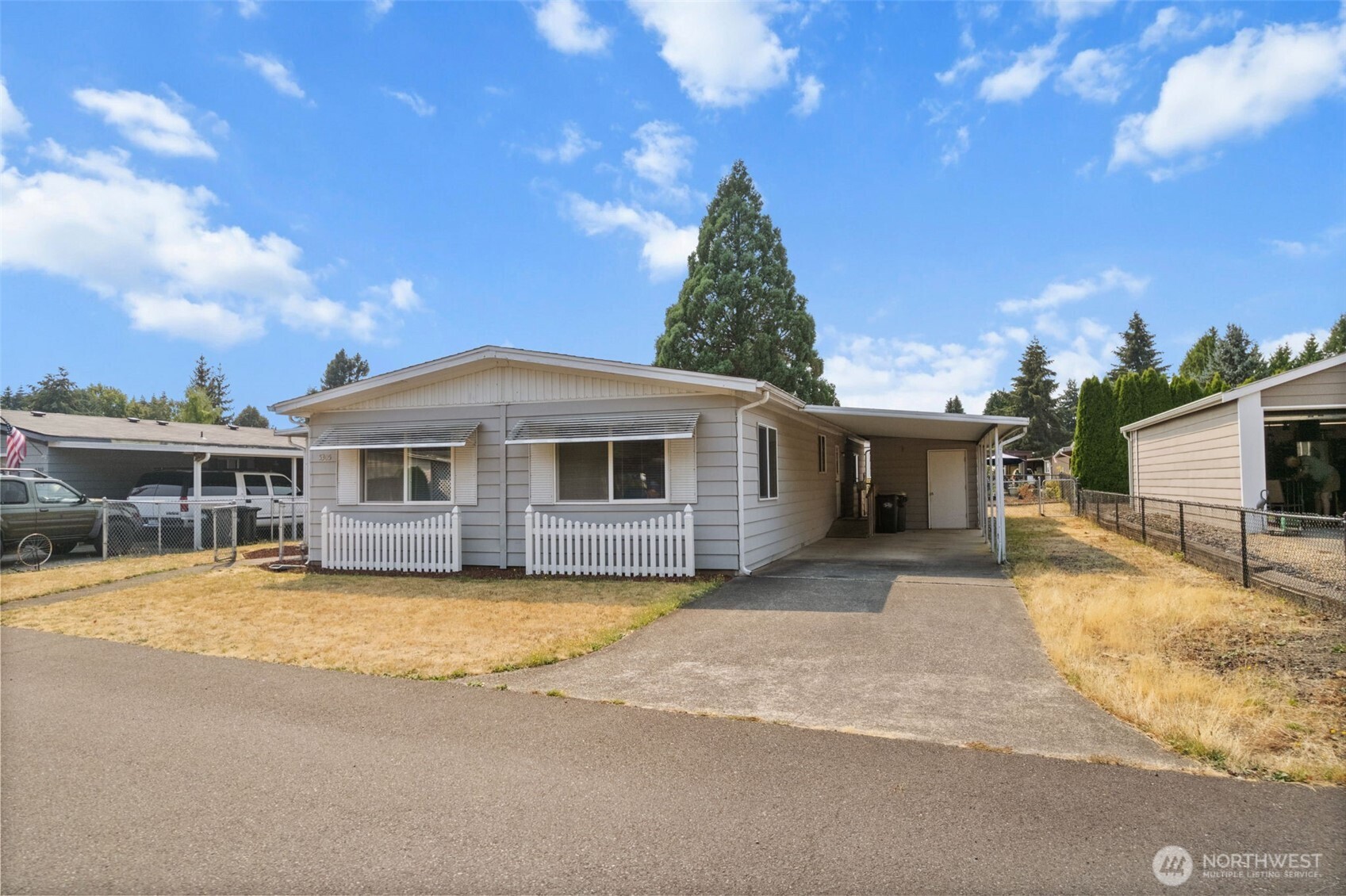 5305 Yakima Lane Property Photo 6