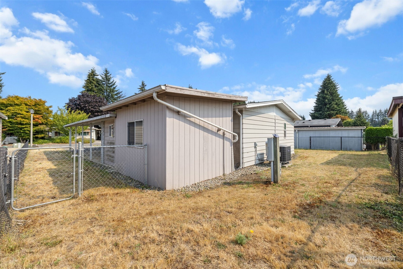 5305 Yakima Lane Property Photo 7