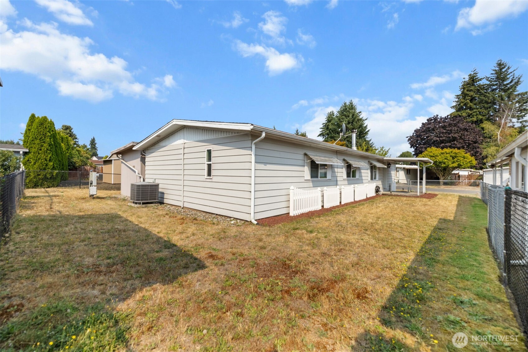 5305 Yakima Lane Property Photo 8