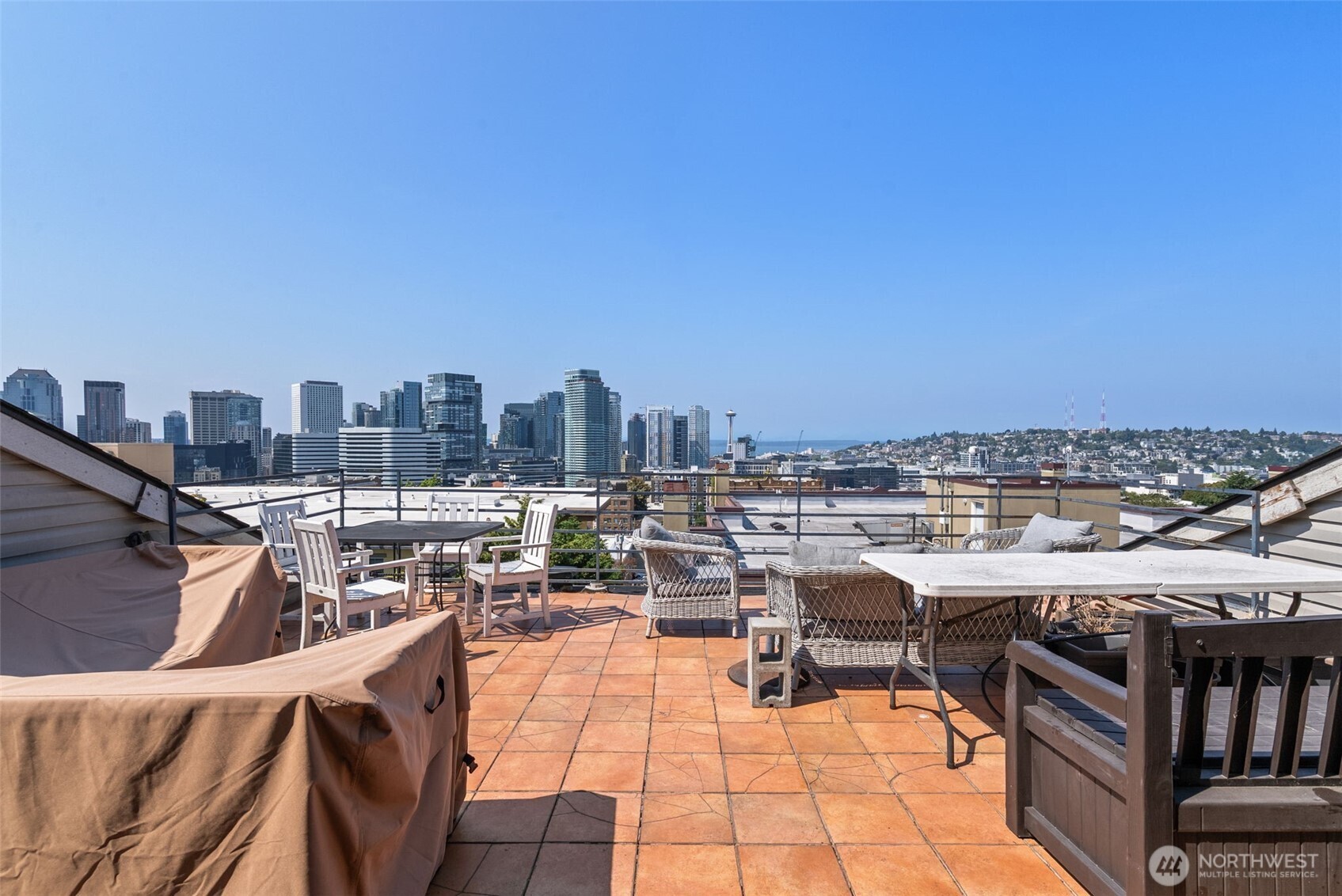 712 E Denny Way 501 Property Photo 16