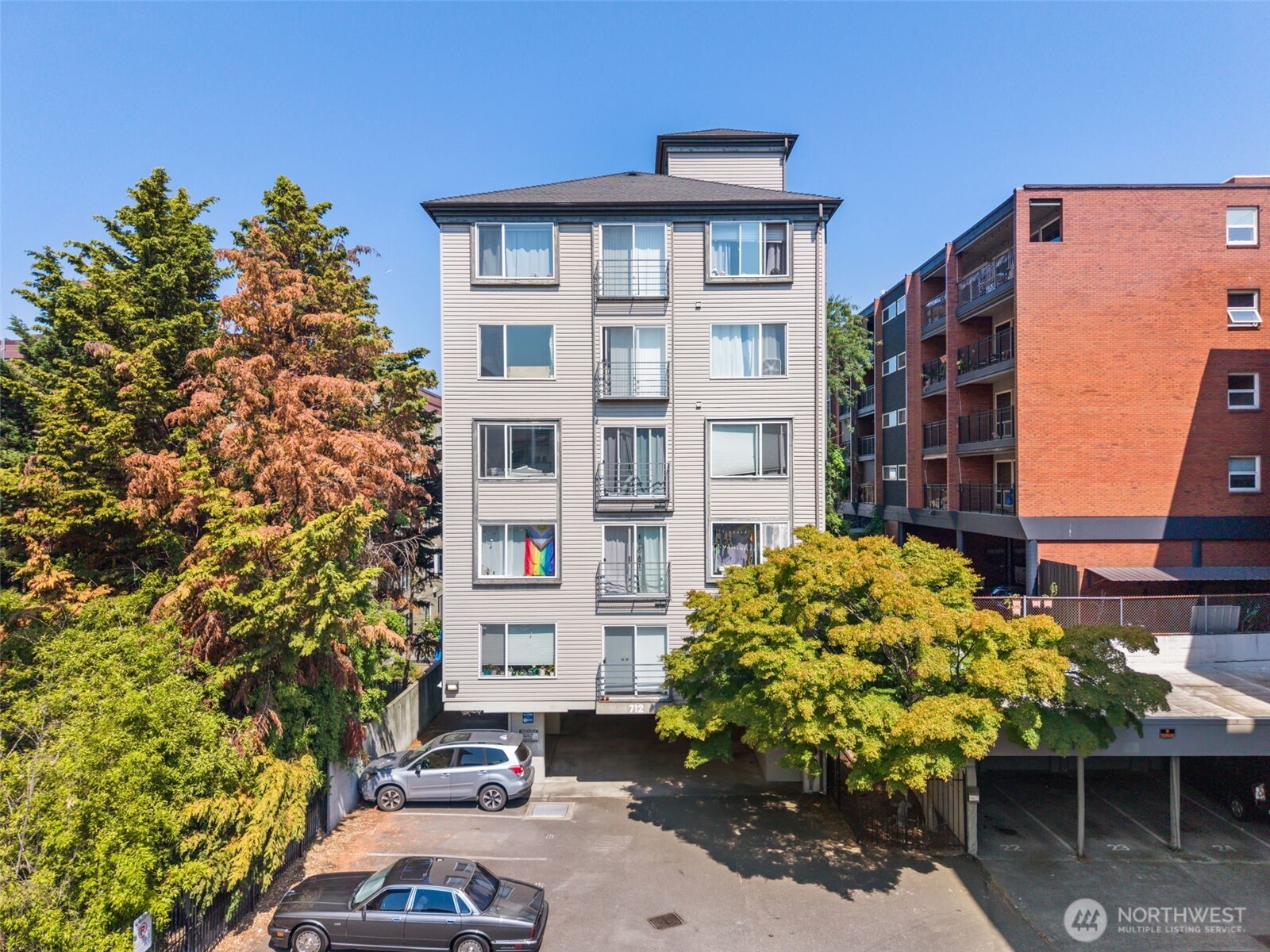 712 E Denny Way 501 Property Photo 18