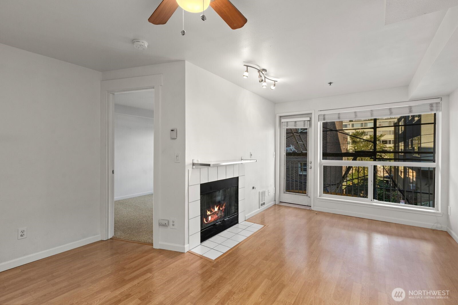 530 Melrose Avenue 507 Property Photo 10