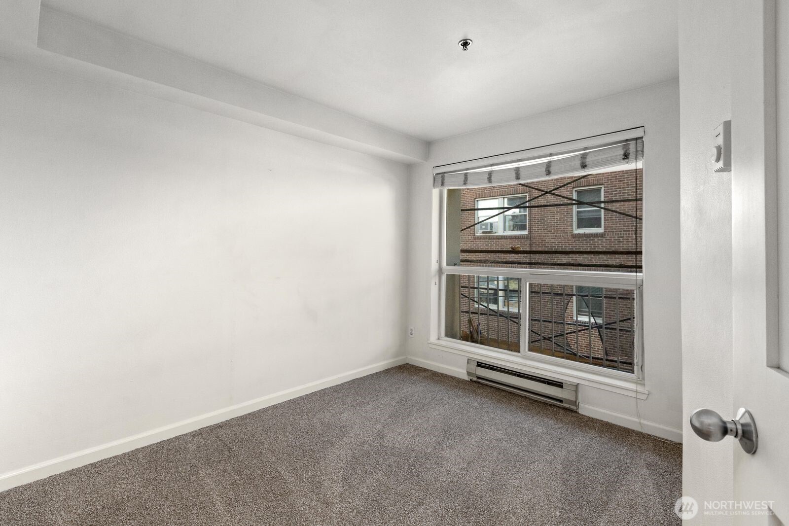 530 Melrose Avenue 507 Property Photo 16