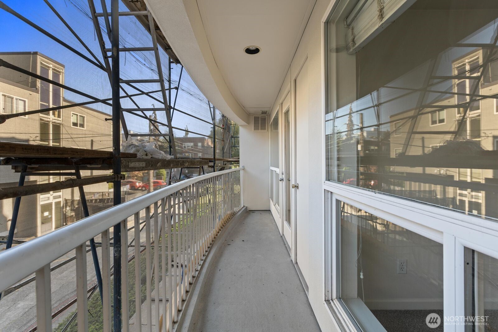 530 Melrose Avenue 507 Property Photo 25