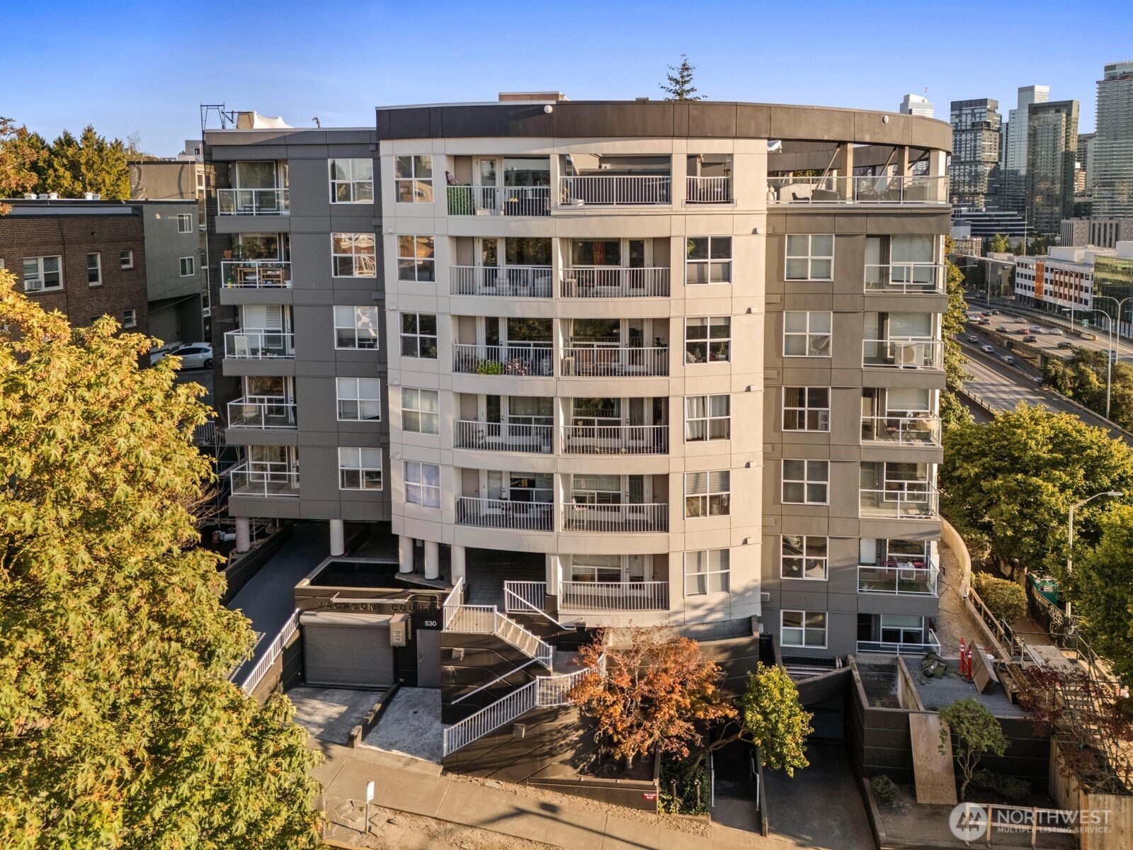 530 Melrose Avenue 507 Property Photo 33