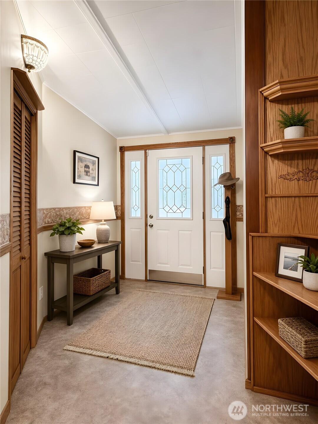 20 James Drive Property Photo 3