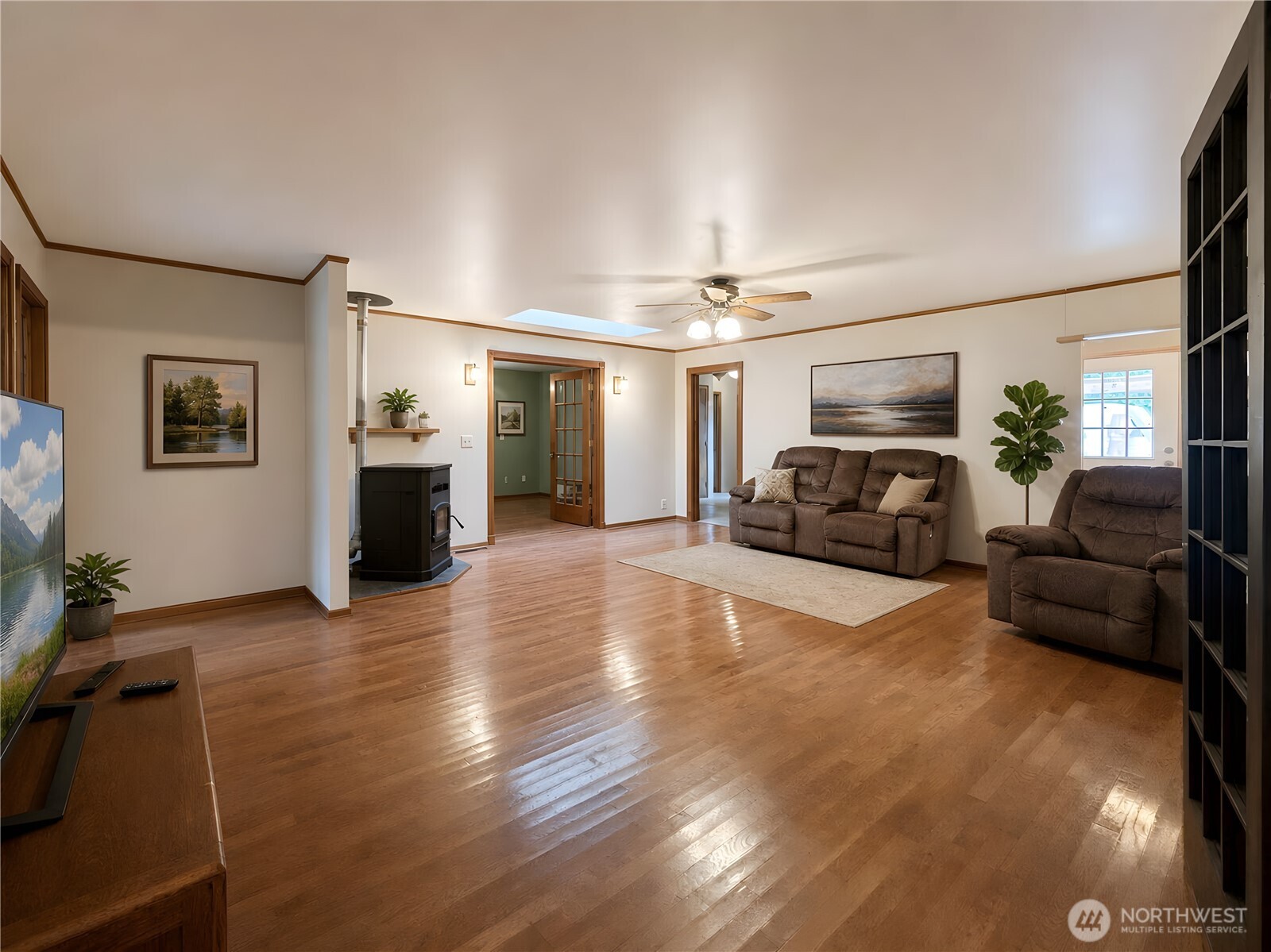 20 James Drive Property Photo 15