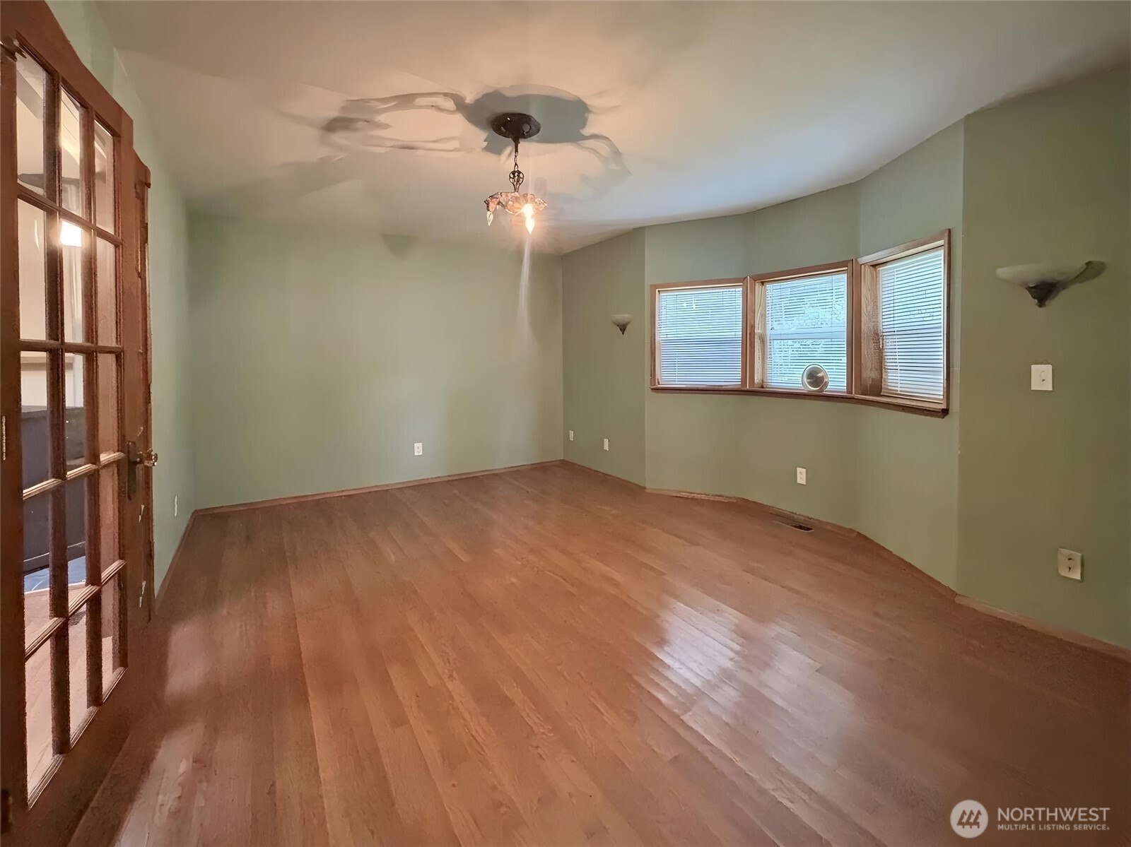 20 James Drive Property Photo 21