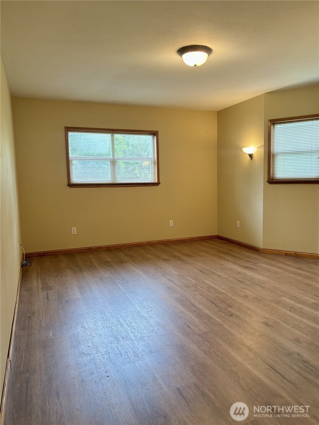 20 James Drive Property Photo 28
