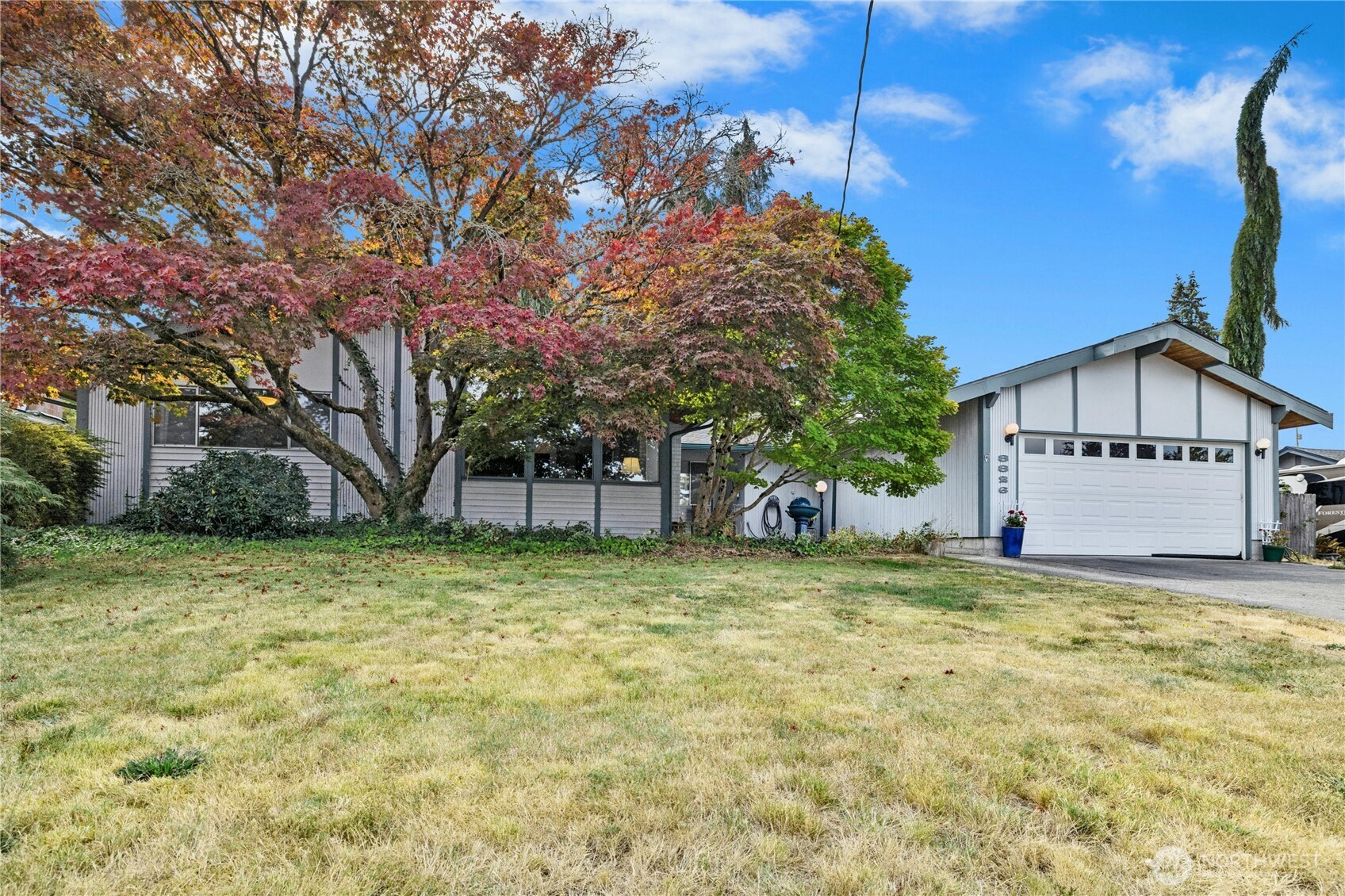 8826 Cascadia Avenue Property Photo 2