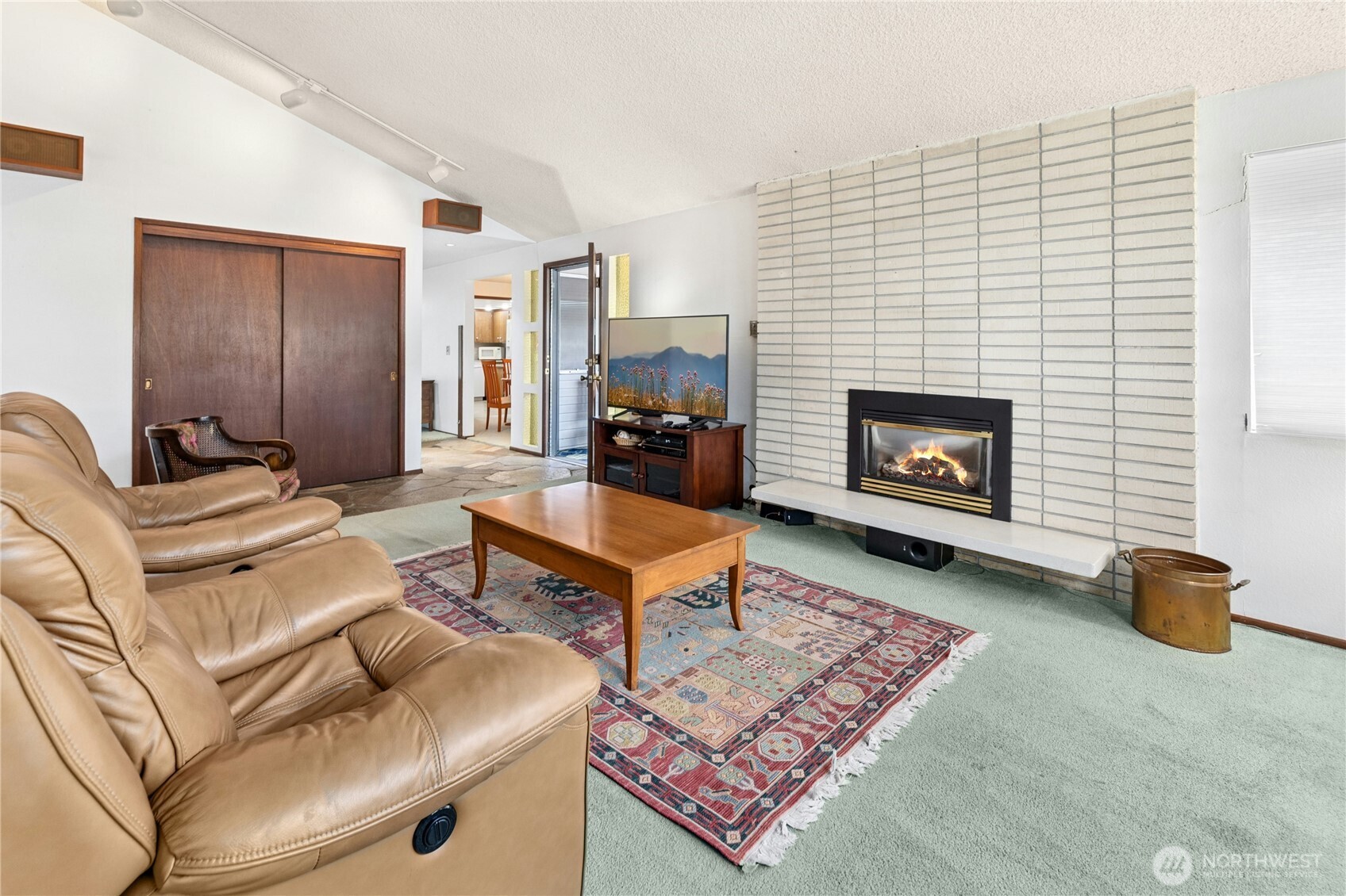 8826 Cascadia Avenue Property Photo 8