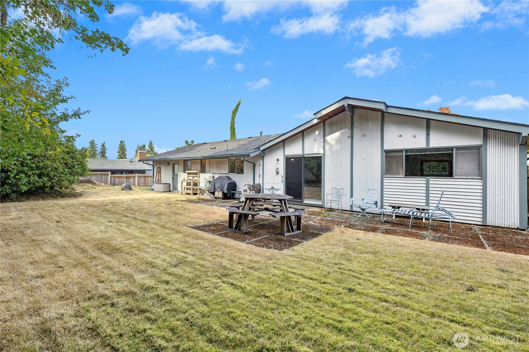 8826 Cascadia Avenue Property Photo 32