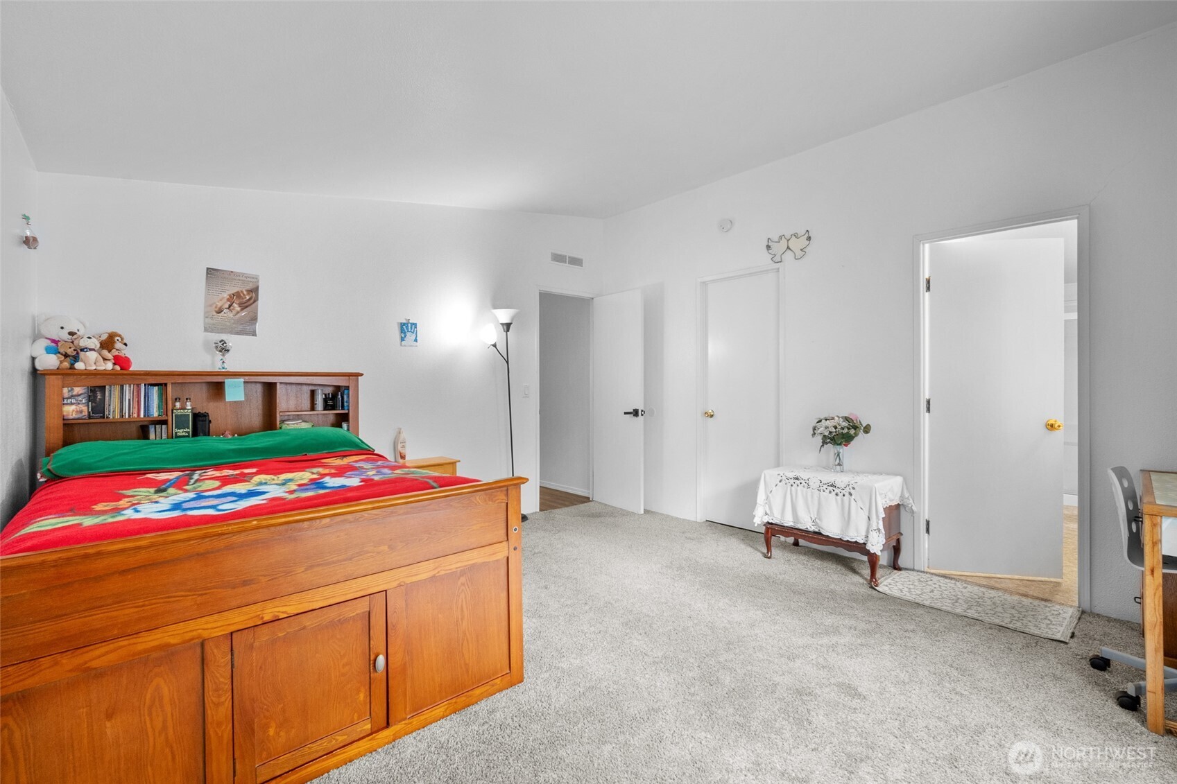 7868 Crocket Road Property Photo 14
