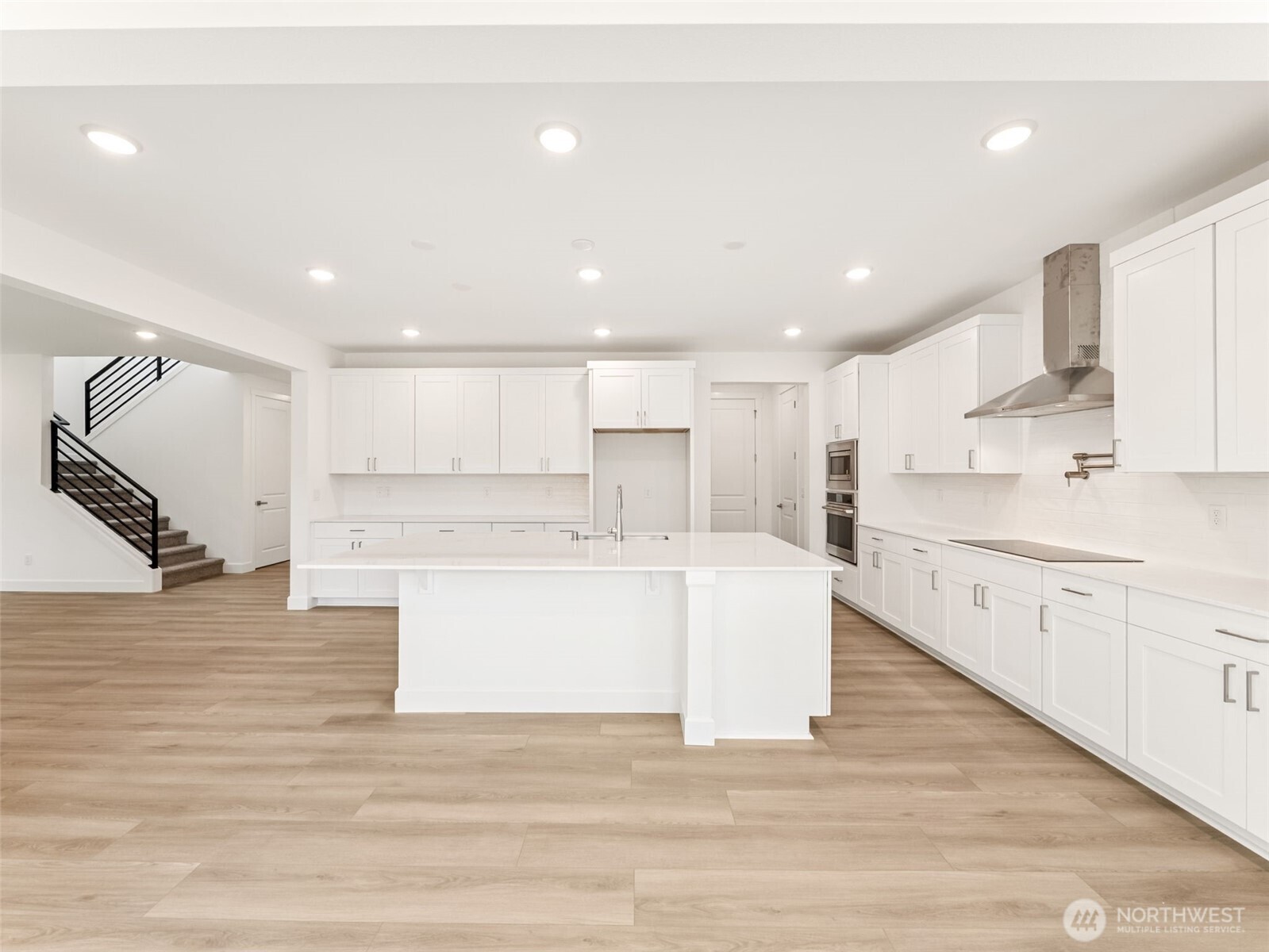 20412 145th Street Ct 836 Property Photo 6