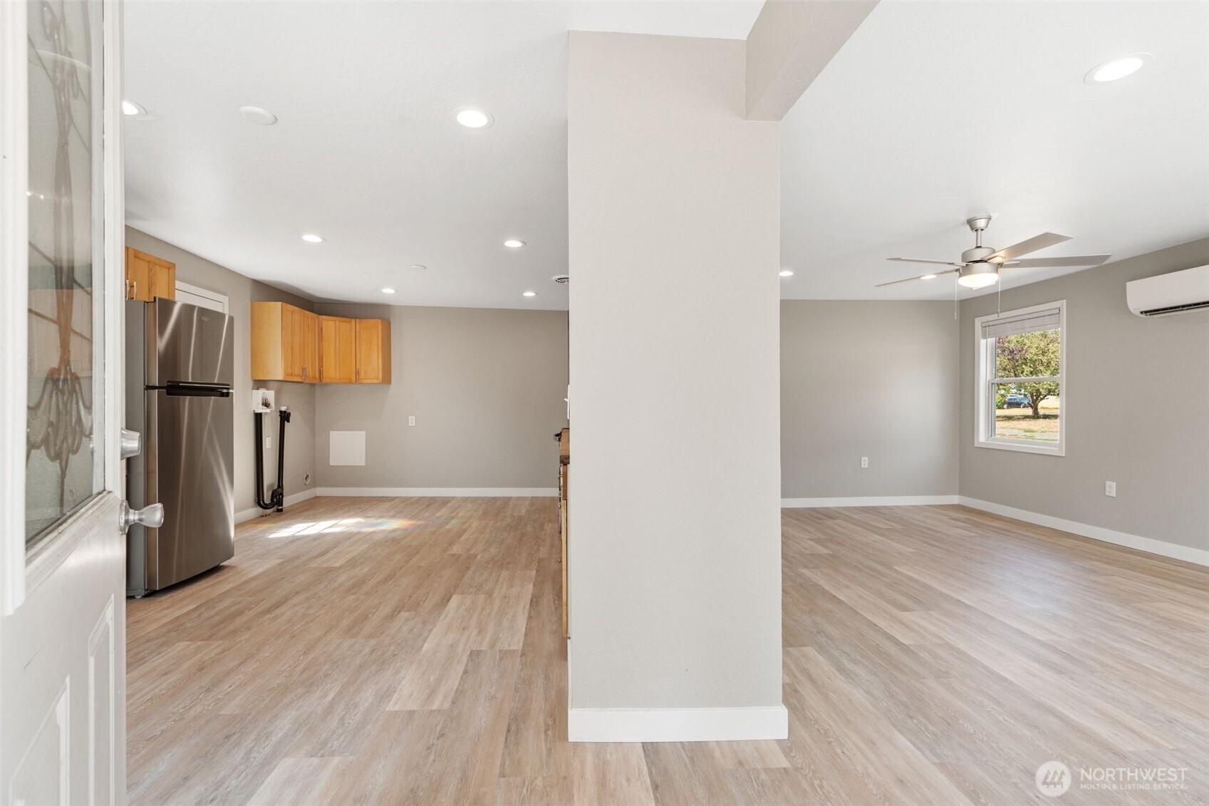 451 N 4th Street Property Photo 6