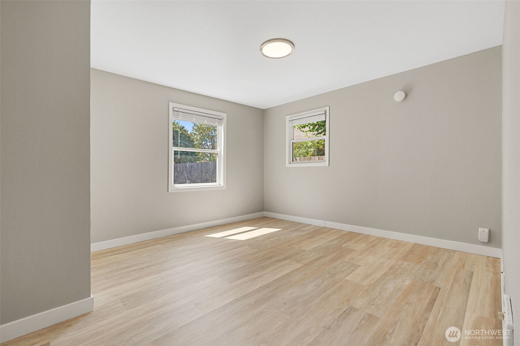 451 N 4th Street Property Photo 19
