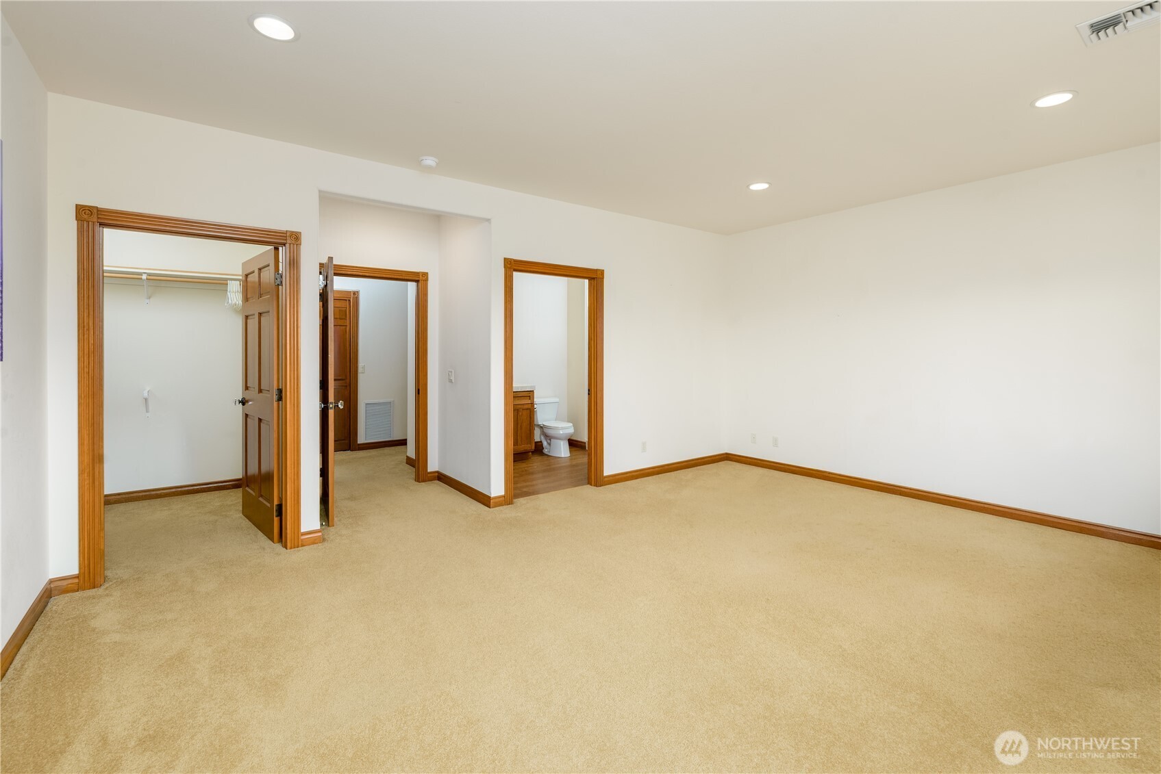 823 Fox Hollow Road Property Photo 26