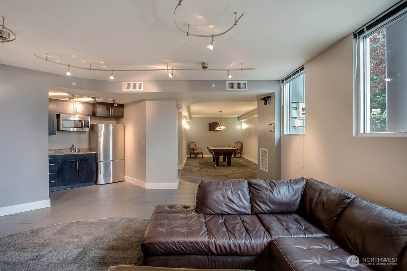 699 John Street 513 Property Photo 29