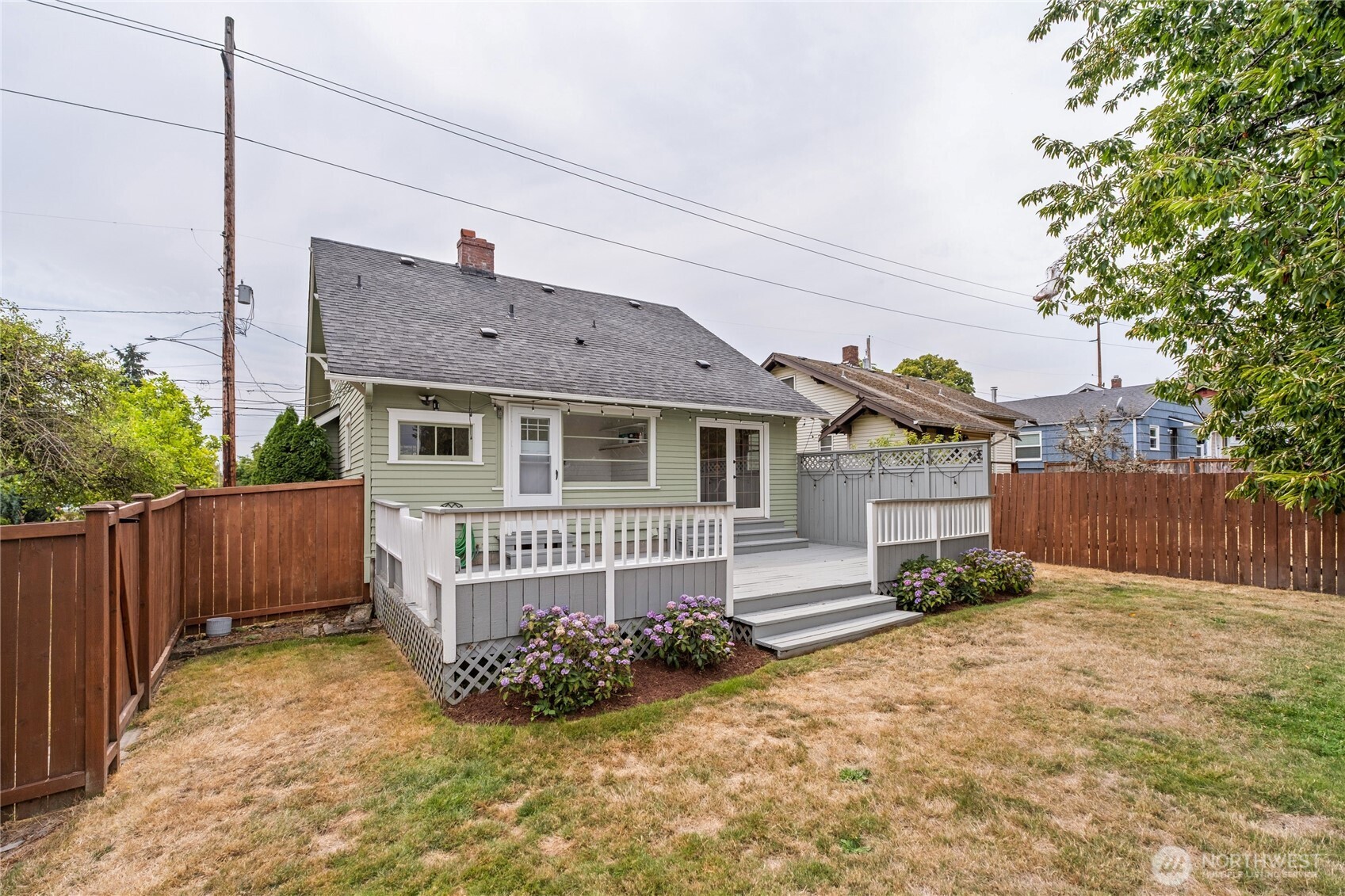 4201 N 24th Street Property Photo 35