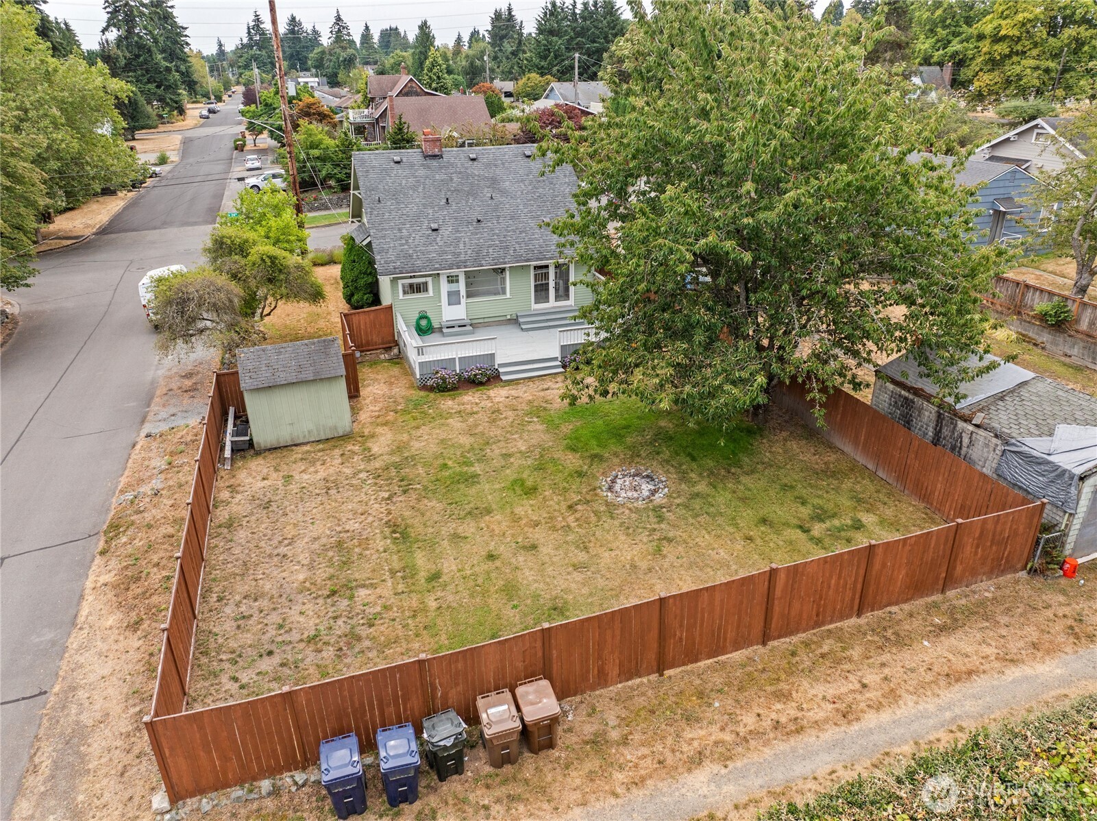 4201 N 24th Street Property Photo 37