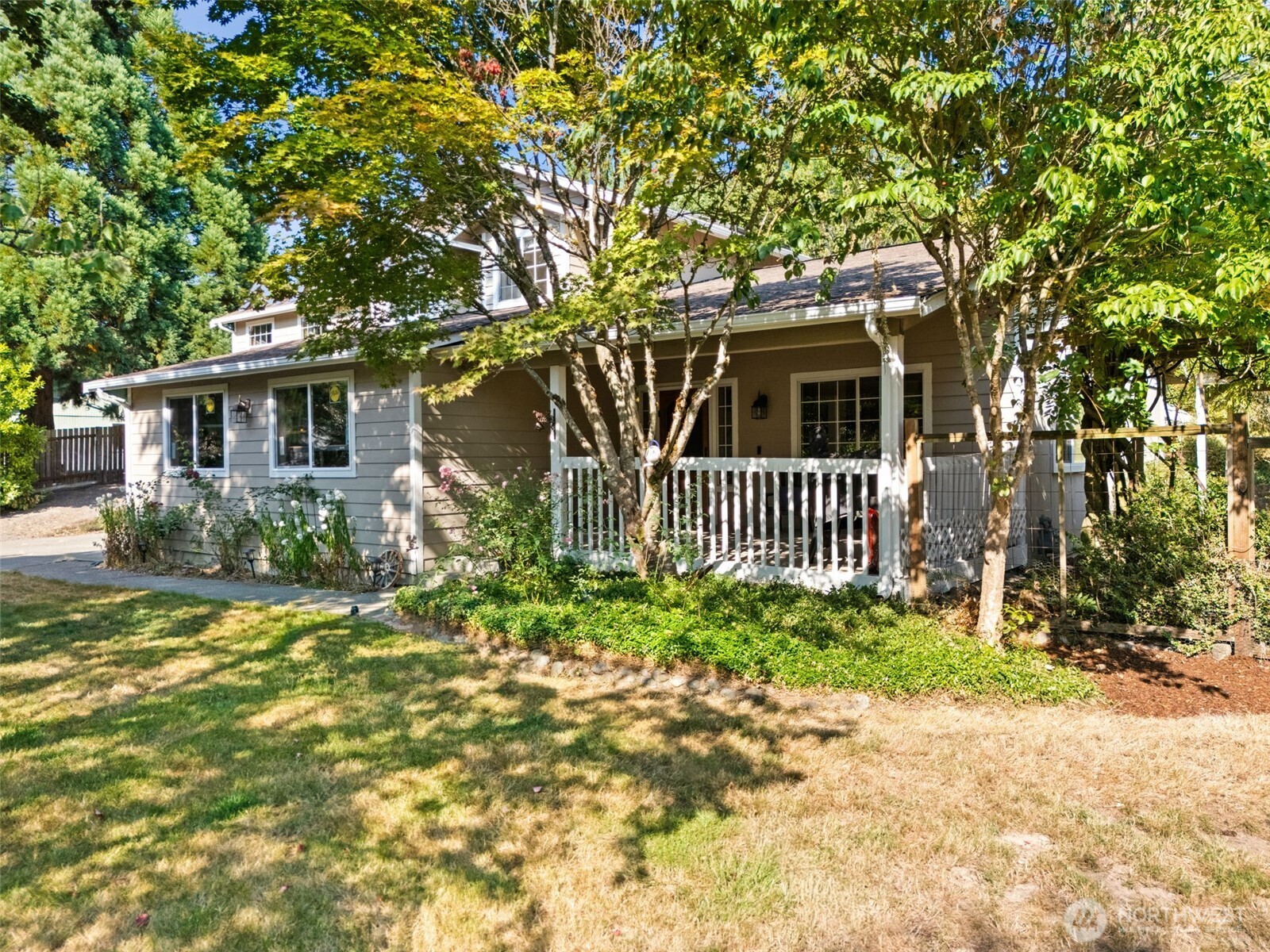 14205 77th Avenue Property Photo 5
