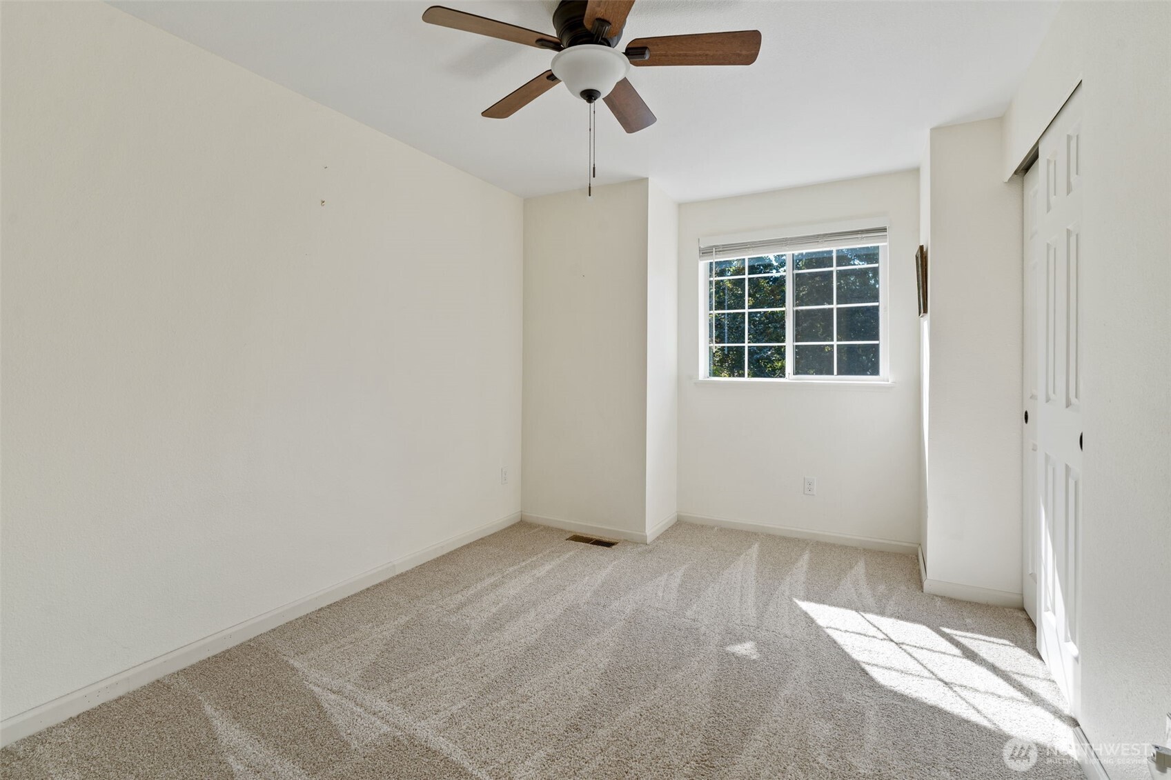 14205 77th Avenue Property Photo 22