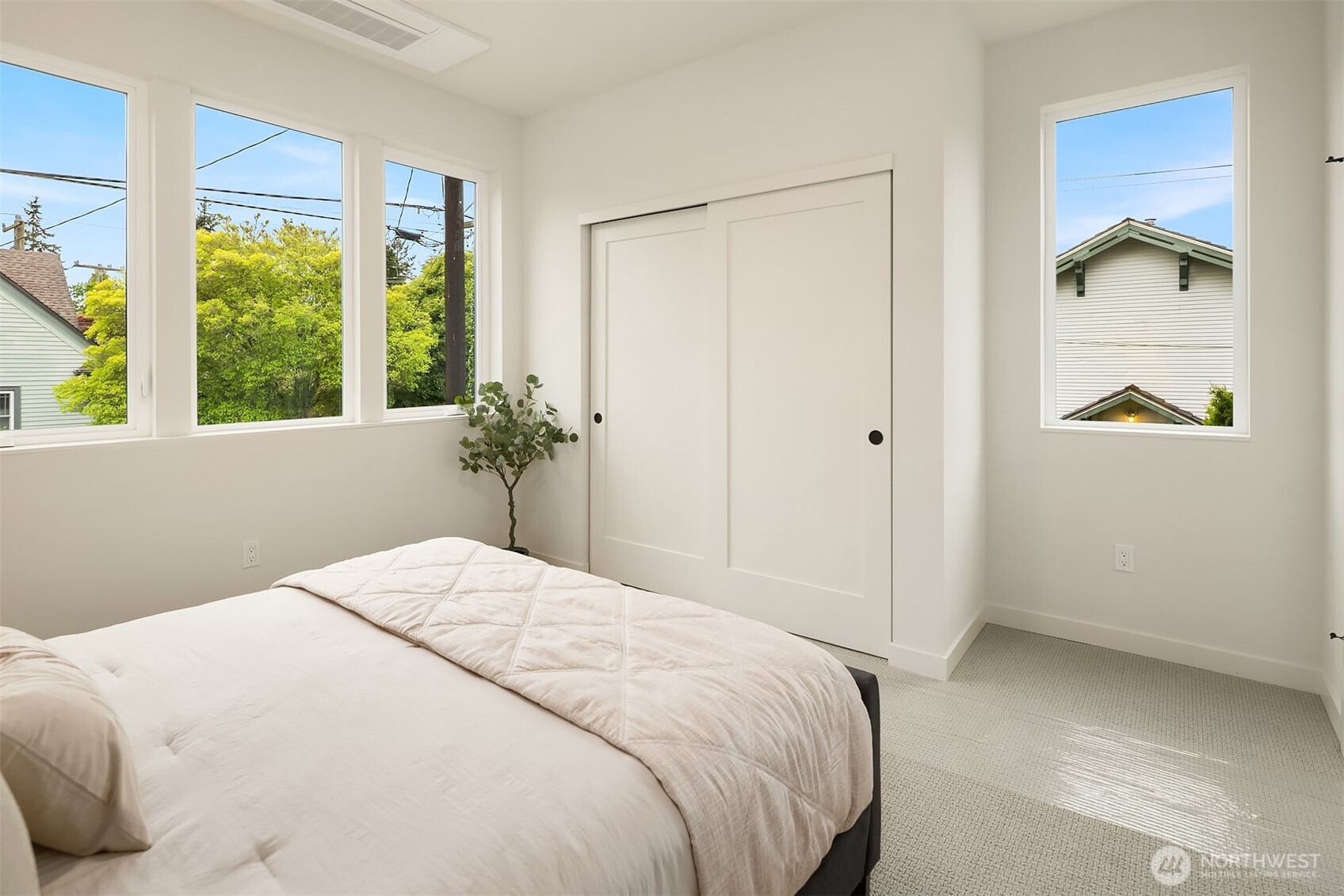 7062 Cleopatra Place Property Photo 11