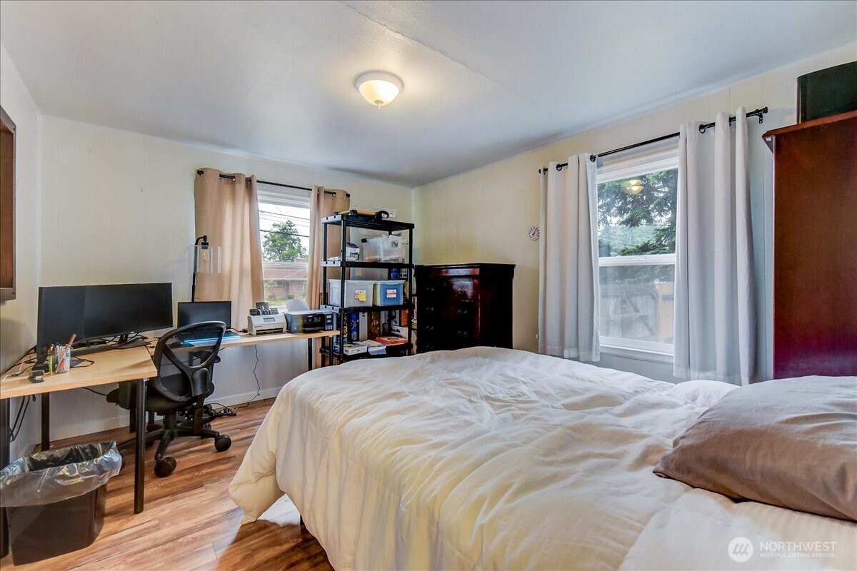 624 Madison Street Property Photo 10